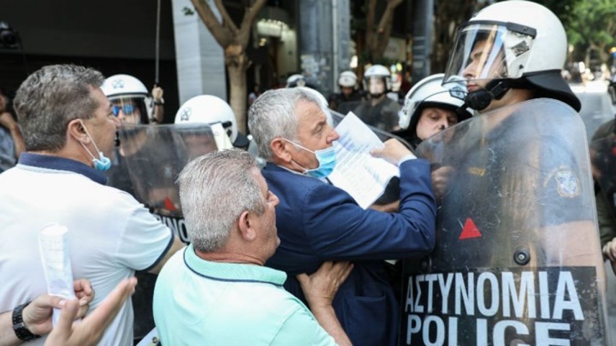 Πρώτη δίωξη για τις διαδηλώσεις: Δικογραφία εις βάρος του προέδρου της ΠΟΕΔΗΝ - Γιατί κατηγορείται