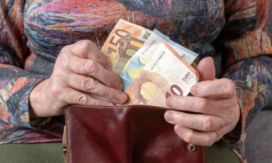 Συντάξεις: Ποια ανατροπή έρχεται στις πληρωμές τέλος του μήνα (ημερομηνίες)