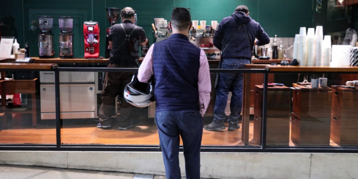 Νέα έρευνα: Τι Πιστεύουν Οι Έλληνες Για Την Πανδημία