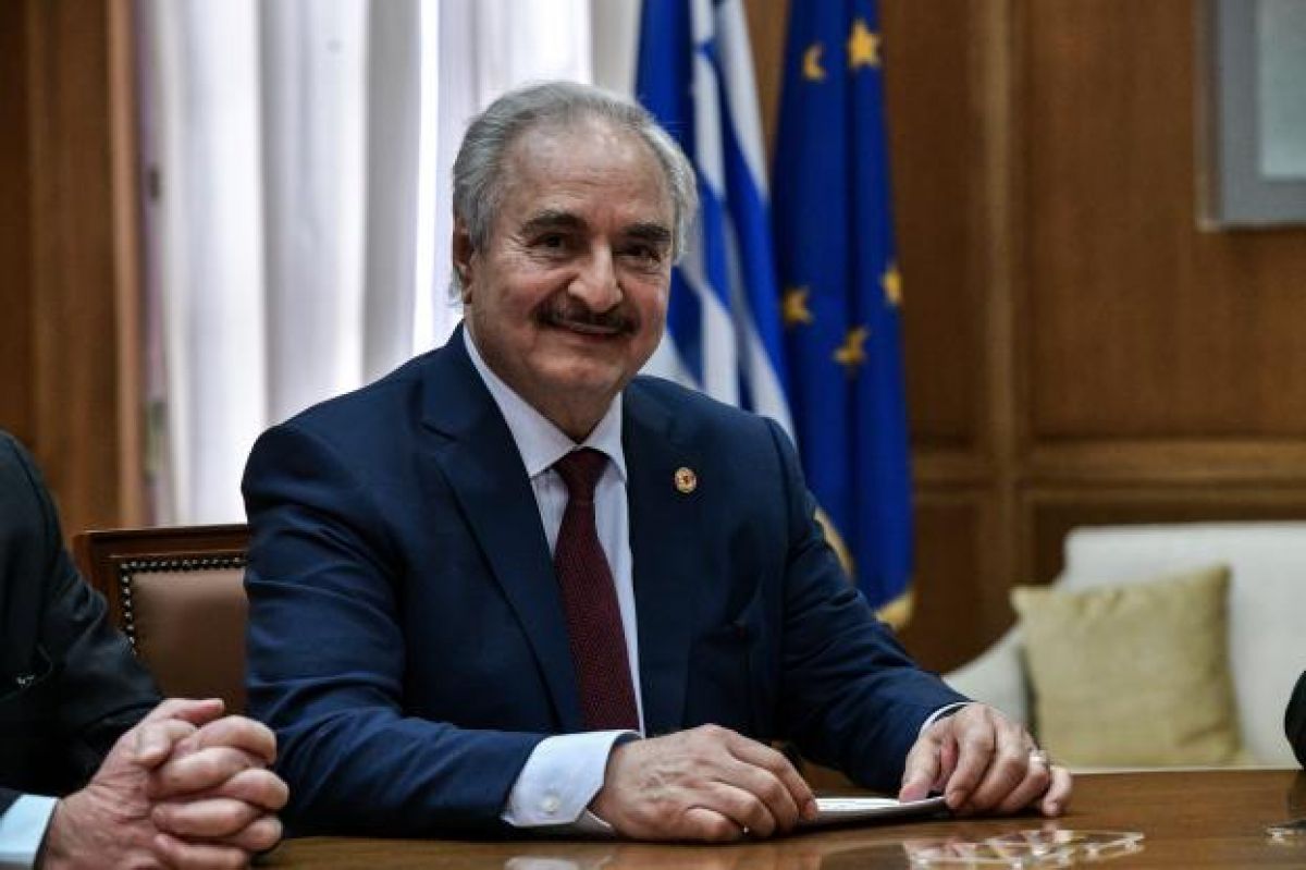 Λιβύη: Ο στρατάρχης Χαφτάρ δεσμεύεται να στηρίξει την ειρηνευτική διαδικασία