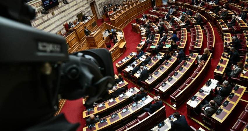 Βουλή: Ψηφίστηκε η εξεταστική για τις παρακολουθήσεις με 142 «ναι» -Η ΝΔ «παρών»