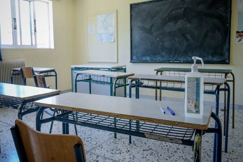 Γονείς χτύπησαν τον καθηγητή του παιδιού τους &amp; μετά του έκαναν &amp; μήνυση