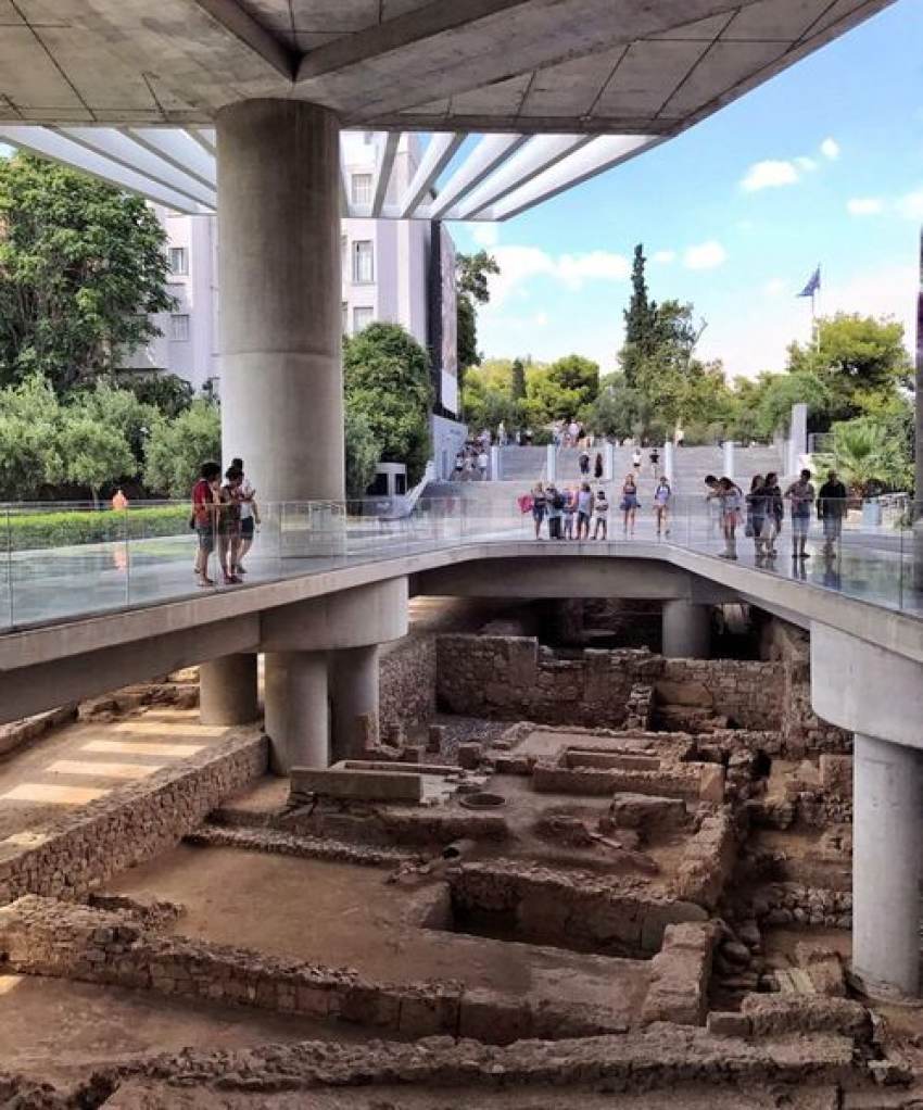 Η Αρχαία Πόλη Κάτω από το Μουσείο της Ακρόπολης στην Αθήνα #Ελλάδα!!
