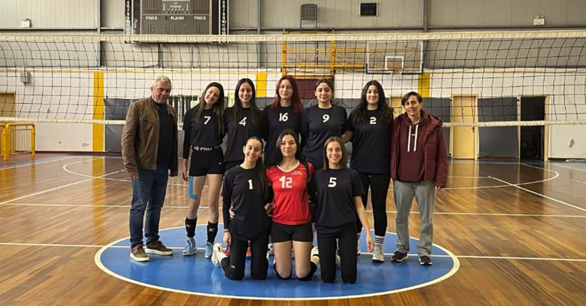 Πρώτη θέση στη Λακωνία για τις αθλήτριες της ομάδας βόλεϋ του 1ου ΓΕΛ Σπάρτης