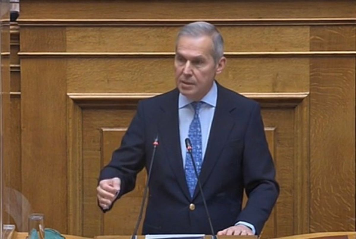 Δαβάκης: Νέες πολιτικές απασχόλησης και νέα στεγαστική πολιτική στο νομοσχέδιο του υπουργείου Εργασίας