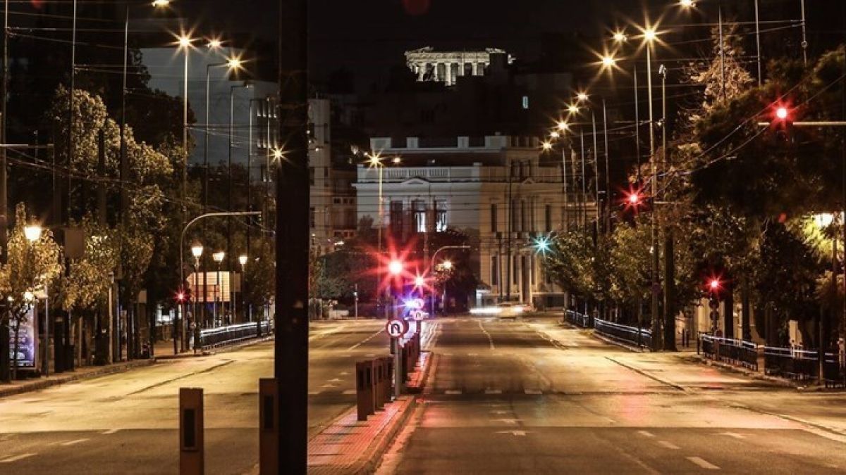 Κορονοϊός: Σε “κόκκινο” και “βαθύ κόκκινο” χωρισμένη η χώρα - Σχέδιο έκτακτης ανάγκης για το ΕΣΥ στην Αττική