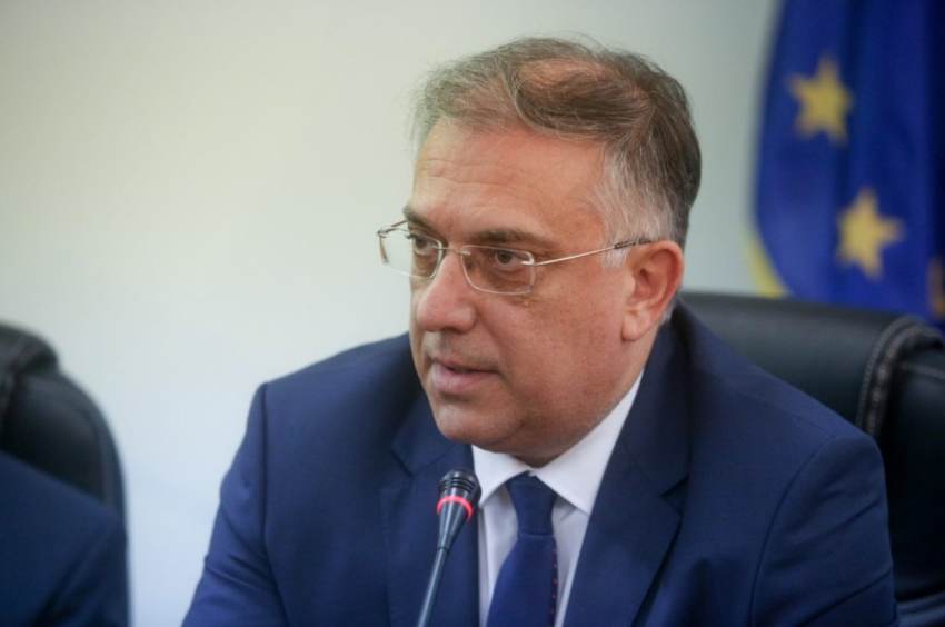 Τάκης Θεοδωρικάκος: «Δίνουμε αξία σε κάθε ζωή - Θέτουμε σε εφαρμογή το 10410 για την προστασία των ζώων»