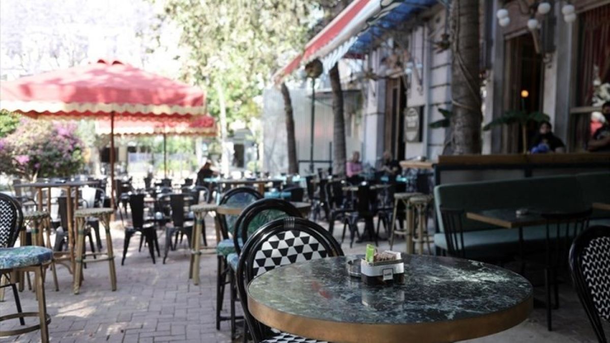 Εστίαση: Ανοίγει έπειτα από έξι μήνες - Αλλάζει το ωράριο απαγόρευσης κυκλοφορίας