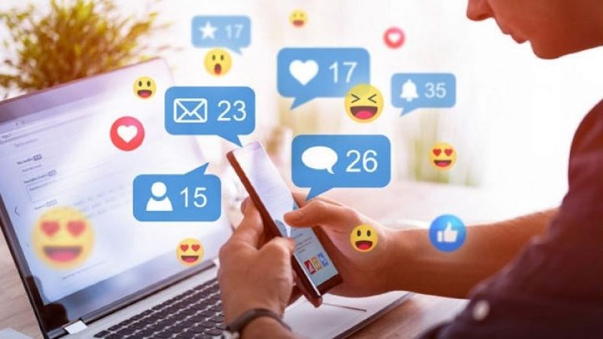 Η Δημοκρατία στην ψηφιακή εποχή - Social Media &amp; Διαδίκτυο