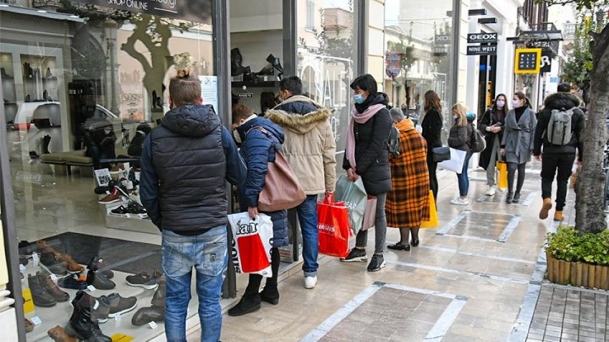 Λιανεμπόριο: Ανεβάζουν ρολά τα καταστήματα έπειτα από μήνες - Όλα όσα πρέπει να ξέρουμε