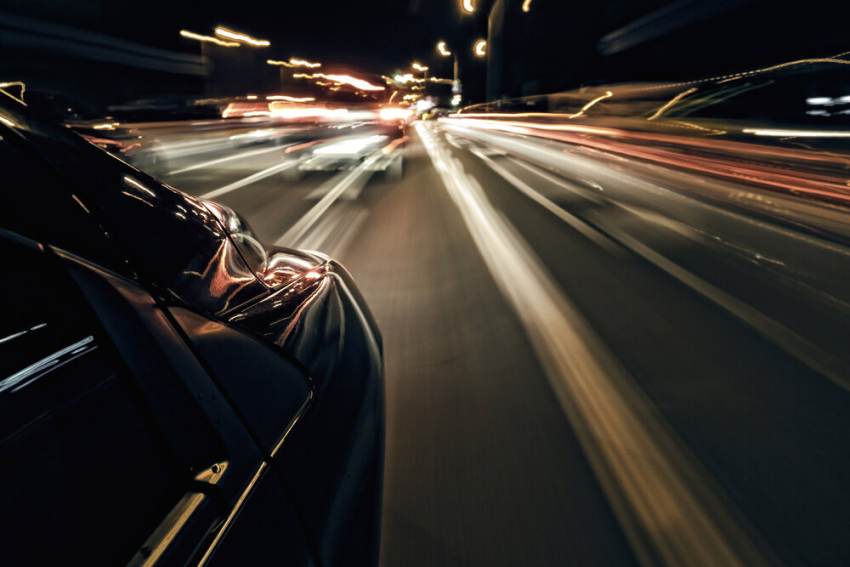 Έως 10 χρόνια κάθειρξη η υπέρβαση επιτρεπόμενου ορίου ταχύτητας