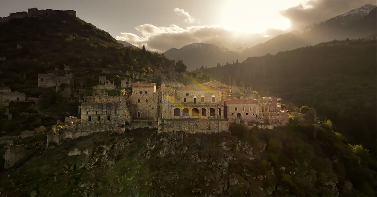 Γράφει ο Β. Μητράκος: Η Μοναστική Αδελφότητα της Παντάνασσας δίνει ζωή στον Βυζαντινό Μυστρά (βίντεο)