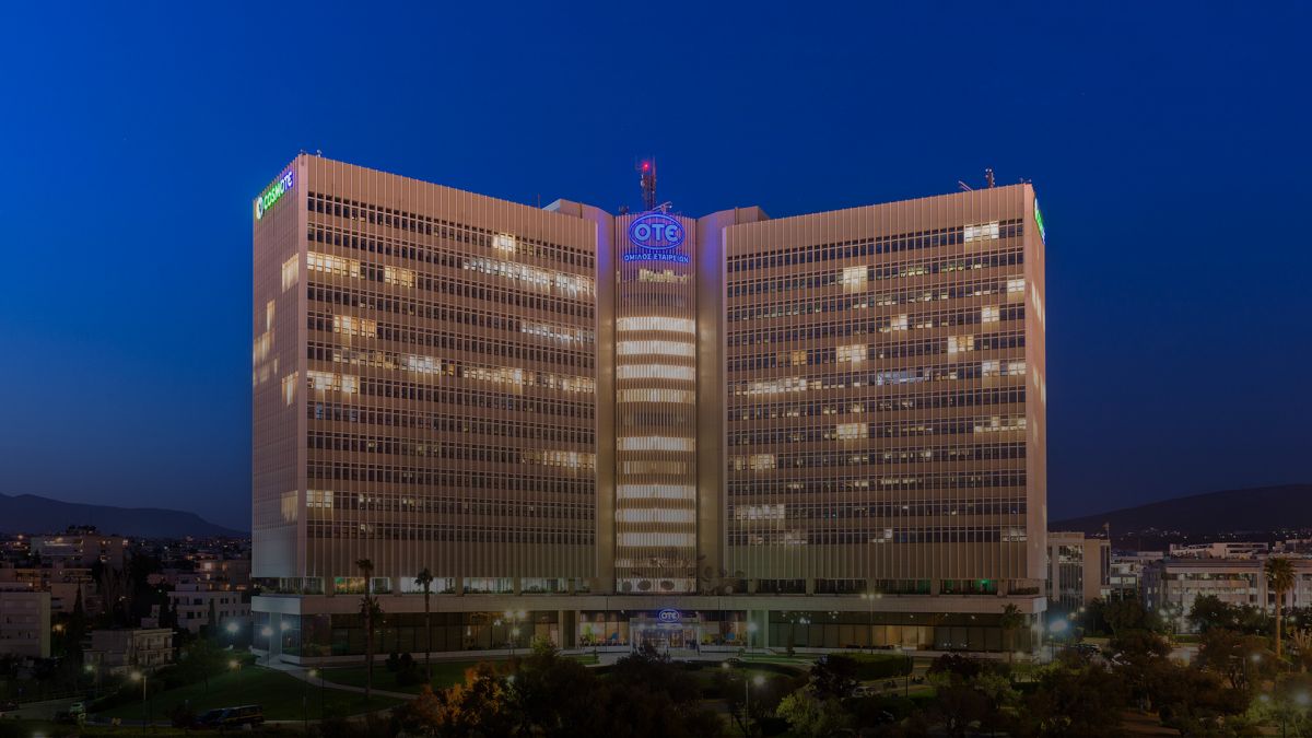 Πρόστιμο σε ΟΤΕ και Cosmote για διαρροή προσωπικών δεδομένων