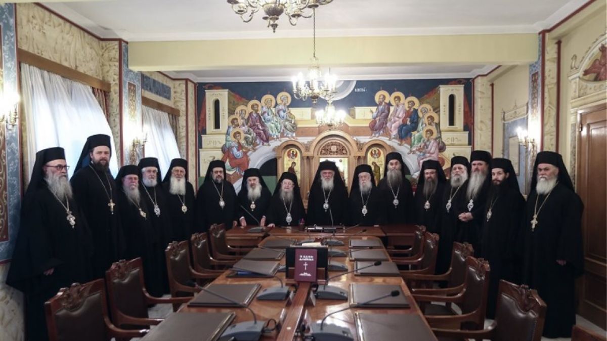 Άνοιγμα των εκκλησιών για Μεγάλη Εβδομάδα και Πάσχα θέλει η Ιερά Σύνοδος