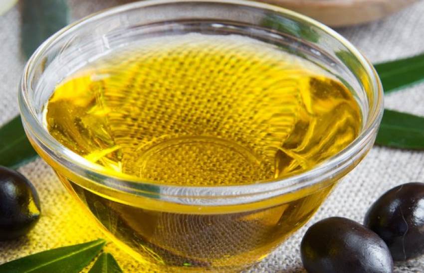 Ελαιόλαδο: 9,56 ευρώ Κορωνέικη και 9,49 Καλαμών συν ΦΠΑ και χωρίς οξυμέτρηση