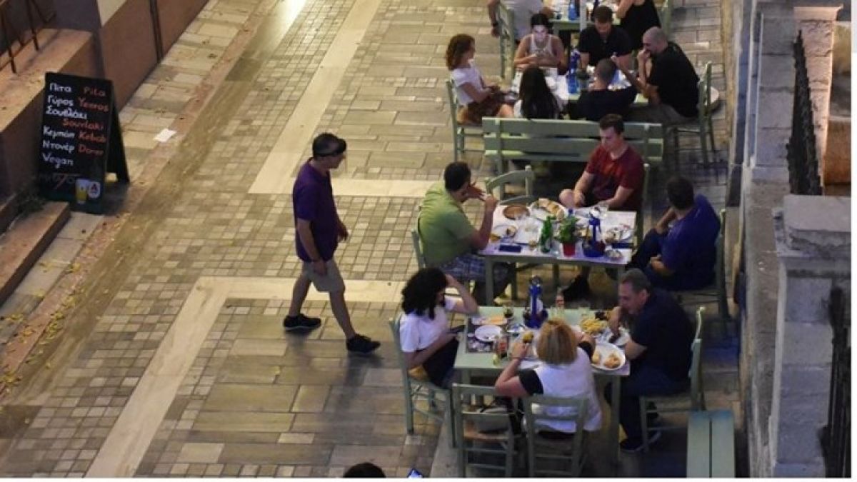 Διευκολύνσεις σε εμβολιασμένους: Αμιγείς και μεικτοί χώροι διασκέδασης - Πώς θα λειτουργήσουν