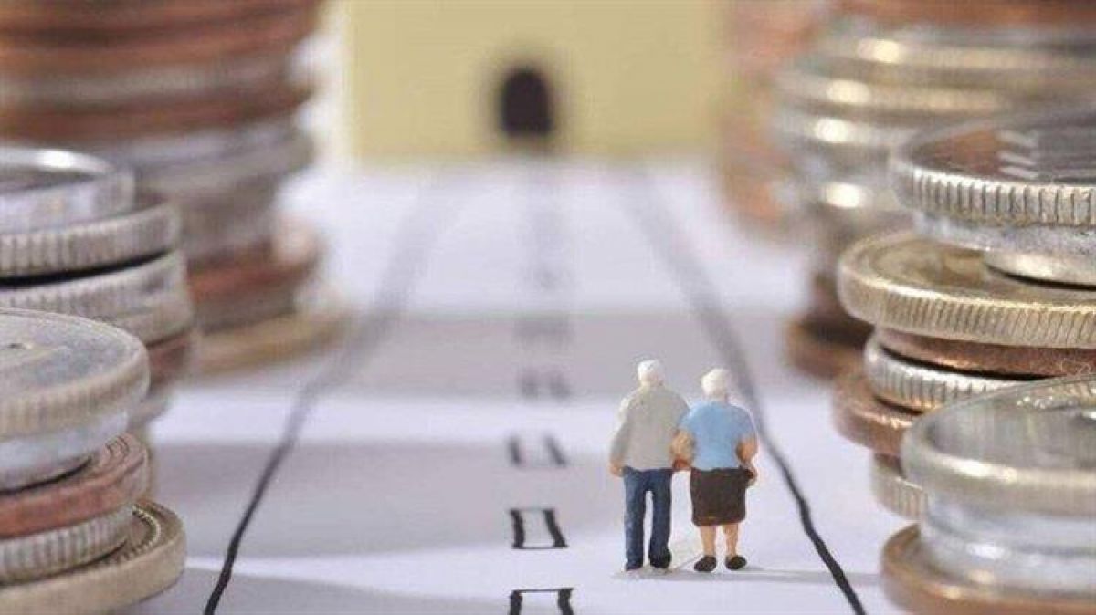 Ξεκινά η καταβολή των αυξήσεων και των αναδρομικών στους συνταξιούχους