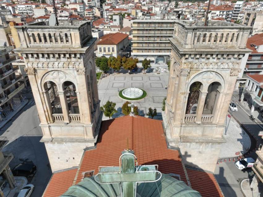 Φόρος τιμής από τον περιφερειάρχη Πελοποννήσου Π. Νίκα στον εκδημήσαντα μητροπολίτη Μαντινείας και Κυνουρίας κυρό Αλέξανδρο