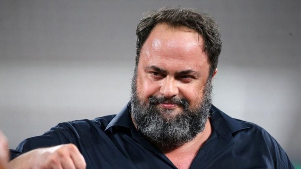 Μαρινάκης στους παίκτες του Ολυμπιακού: «Έχουμε μπροστά μας και το Κύπελλο»