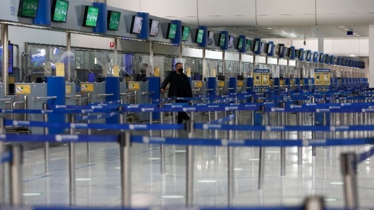 Mέχρι πότε παρατείνονται οι περιορισμοί για πτήσεις εσωτερικού και εξωτερικού