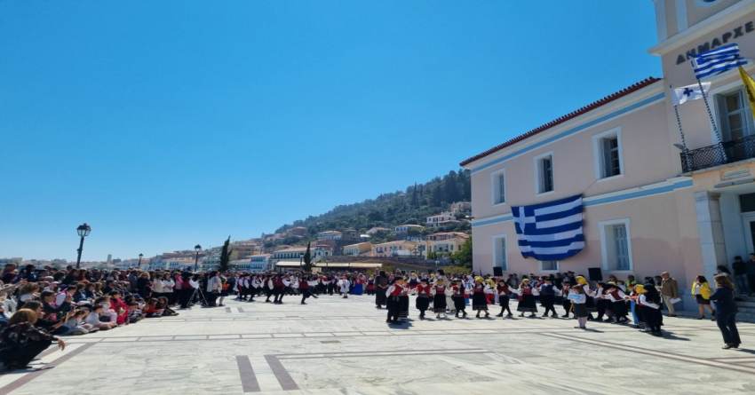 Εορτασμοί της Εθνικής επετείου της 25ης Μαρτίου σε Γύθειο και Αρεόπολη