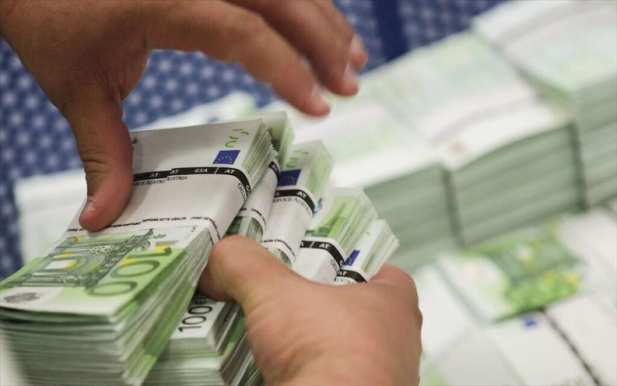 Σταϊκούρας: Έρχονται μη επιστρεπτέες κρατικές ενισχύσεις