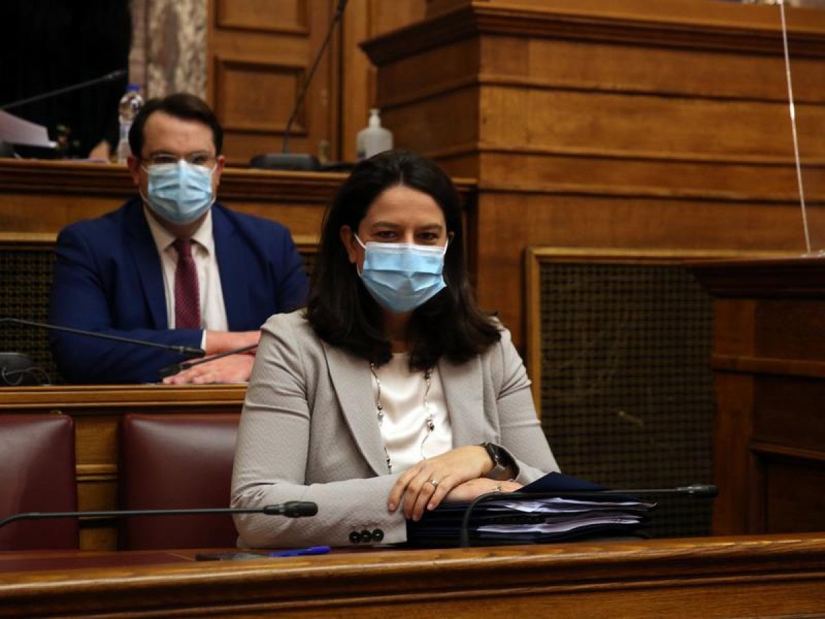 Προτάσεις εξυγίανσης και εξορθολογισμού των ΑΕΙ ζήτησε η Νίκη Κεραμέως από τις Διοικήσεις