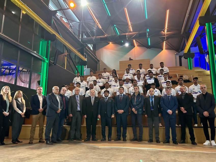 Η Ελλάδα μπορεί να αποτελέσει πύλη εισόδου της Ινδίας στην ΕΕ- Απονομή πιστοποιητικών εκπαίδευσης σε Ινδούς κτηνοτρόφους στη Λάρισα