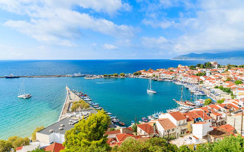North Evia -Samos Pass: Ανοίγει σήμερα η πλατφόρμα για διακοπές με ενίσχυση