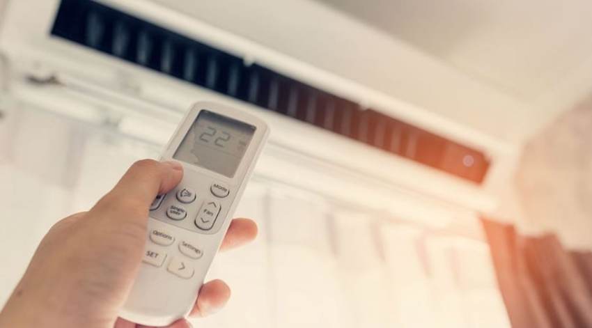 Iσπανία: Πλαφόν στους 27 βαθμούς το αιρκοντίσιον και στους 19 βαθμούς τον χειμώνα η θέρμανση