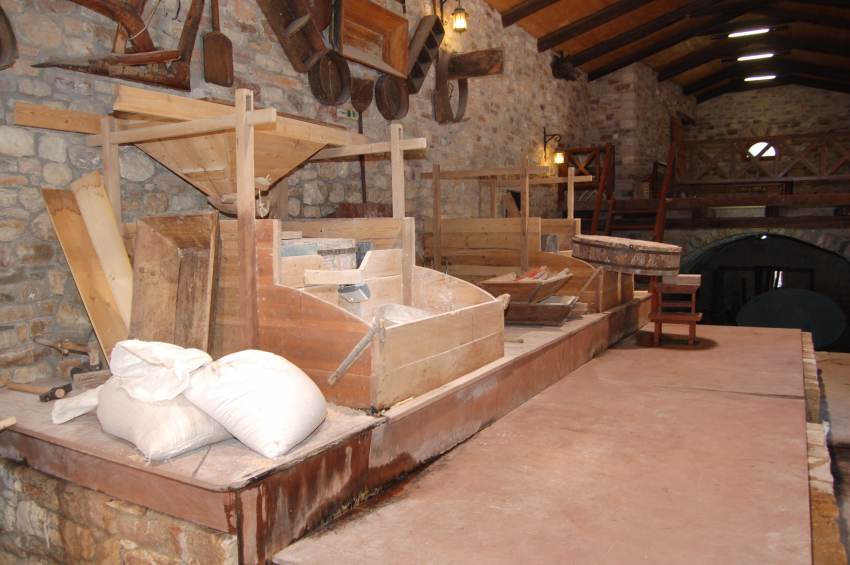 Στο Εθνικό Ευρετήριο Άυλης Πολιτιστικής Κληρονομιάς η τέχνη του αλέσματος