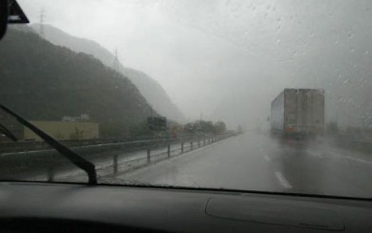 Απαγόρευση κυκλοφορίας φορτηγών ωφελίμου φορτίου άνω του 1,5 τόνου κατά την περίοδο των εορτών