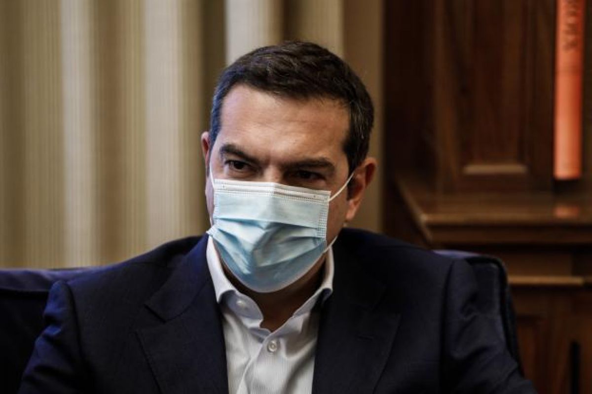 Συνάντηση Τσίπρα με γιατρούς και λοιμωξιολόγους: Ο Μητσοτάκης φορτώνει τις ευθύνες του σε γιατρούς και ειδικούς