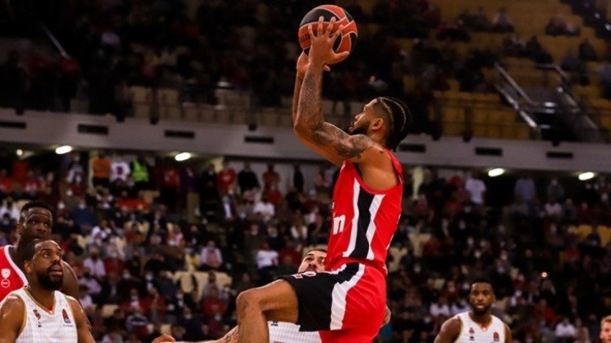Euroleague: Απόρθητο “κάστρο” το ΣΕΦ – Ο Ολυμπιακός υπέταξε και τη Μονακό