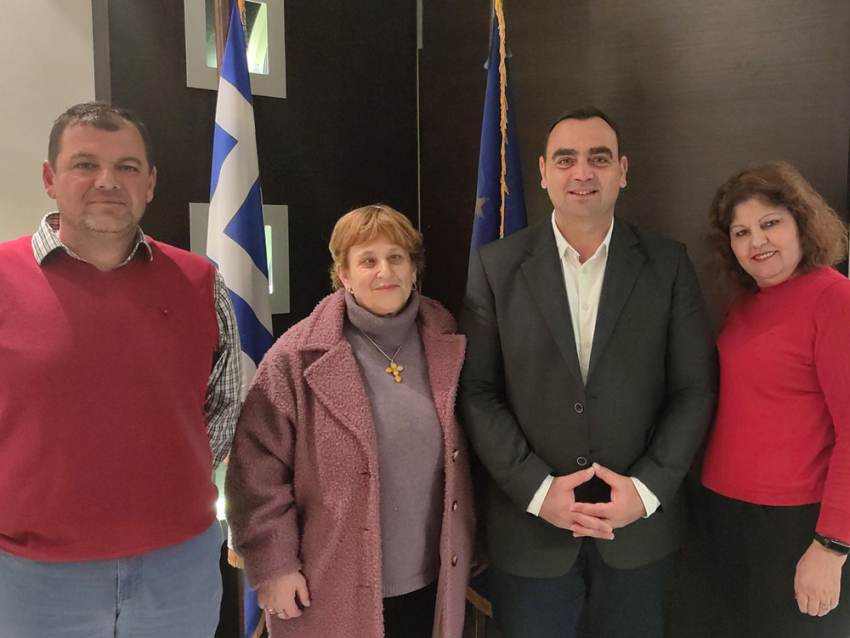 Συνάντηση στην Π.Ε. Λακωνίας με τον Σύλλογο Γονέων Τριτέκνων Οικογενειών