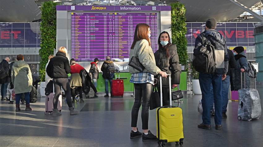 Ανακοίνωση του υπουργείου Εξωτερικών: Οι Έλληνες πολίτες να αναχωρήσουν άμεσα από την Ουκρανία