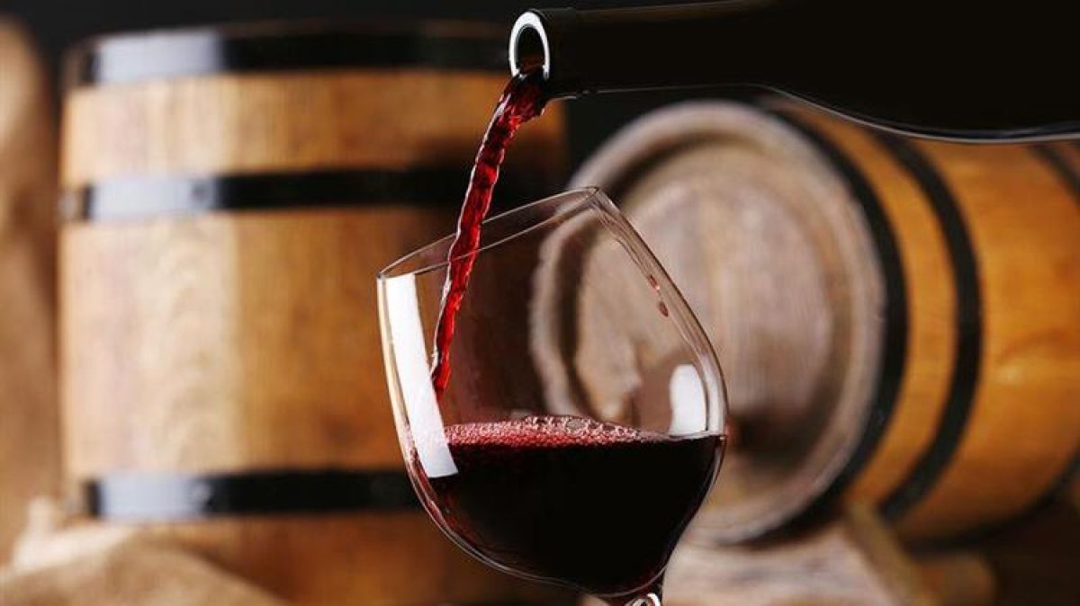 ΥΠΑΑΤ: Καταβλήθηκαν 12 εκατ. ευρώ σε 83 δικαιούχους για το μέτρο της απόσταξης κρίσης