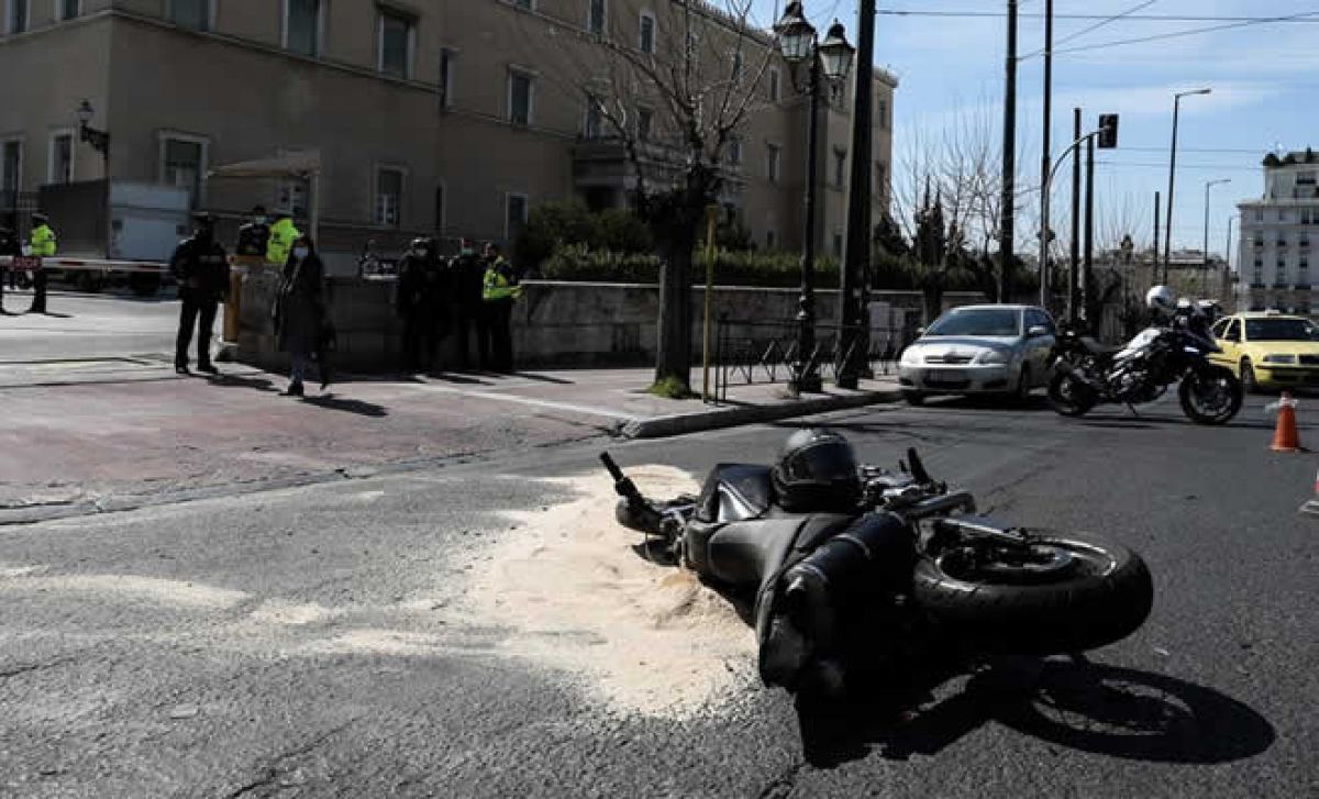 Η απαγορευμένη στροφή της βουλής  -Και λοιπόν ΤΙ ;;;;;;;;; 