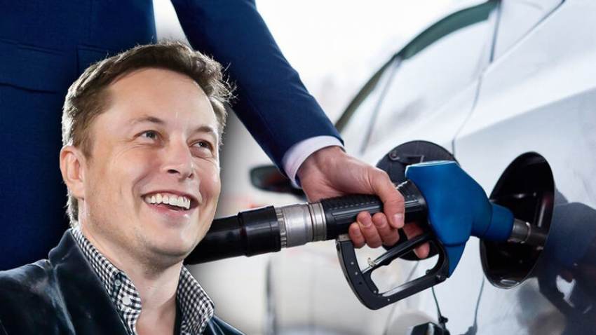 Elon Musk για βενζινοκίνητα αμάξια: «Σύντομα θα τα βλέπουμε σαν τις ατμομηχανές»