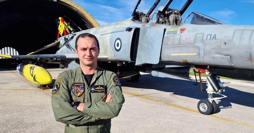 Νεκρός και ο κυβερνήτης του μοιραίου Phantom, Ευστάθιος Τσιτλακίδης