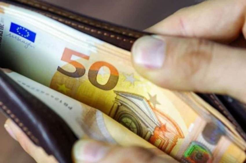 Κατώτατος μισθός: Πότε θα νομοθετηθεί η νέα αύξηση – Σε ποιο ύψος θα φτάσει