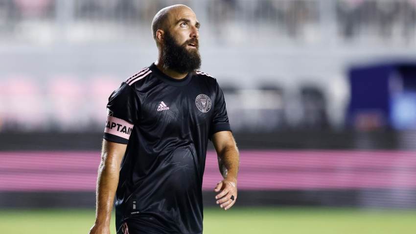 Ιγκουαΐν για τη ζωή του ως ποδοσφαιριστής: «Έζησα 15 χρόνια αφύσικα»