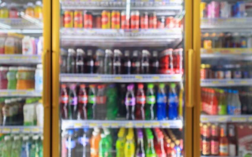 Αυτά είναι τα πιο επικίνδυνα ποτά για την υγεία – Ο παράγοντας που πολλαπλασιάζει την απειλή