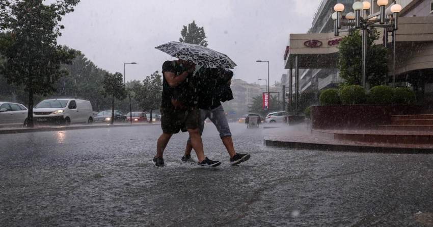 Καιρός: Βροχές και καταιγίδες από το μεσημέρι - Ποιες περιοχές θα επηρεαστούν