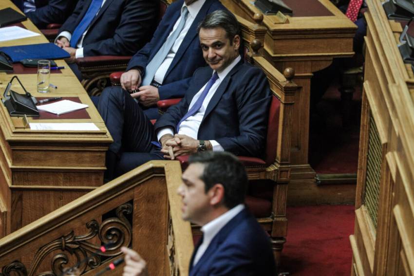 Πρόωρες Εκλογές: Τις απέκλεισε (;) ο Μητσοτάκης, τις προκηρύσσει ο… Τσίπρας