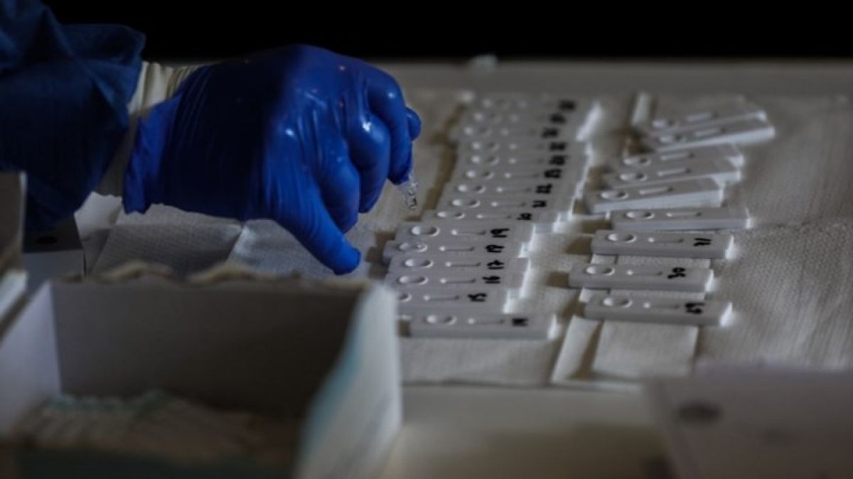 Το σχέδιο της κυβέρνησης για τα self test - Για ποιους θα είναι υποχρεωτικό