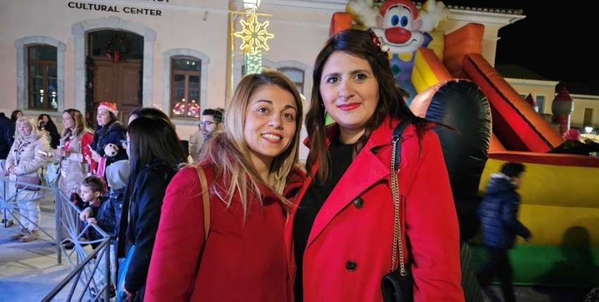 Άναψαν τα Χριστουγεννιάτικα δέντρα στον Δήμο Ανατολικής Μάνης δίνοντας το έναυσμα της εορταστικής περιόδου!