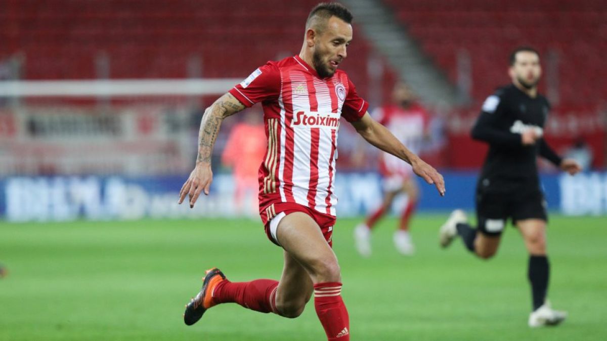 Ολυμπιακός: Μήνυμα Μαρτίνς στον Ραφίνια που τον άφησε εκτός αποστολής για Απόλλωνα