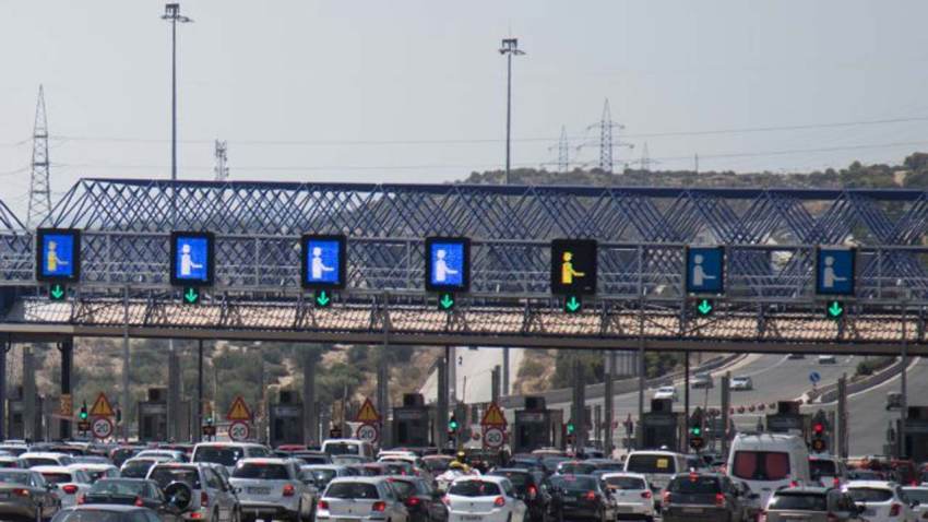 576.914 οχήματα εξήλθαν από τα διόδια της Ελευσίνας και των Αφιδνών το διάστημα 7 έως 14 Απριλίου, με αφορμή τις  εορτές του Πάσχα