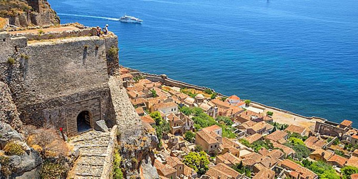 Γιάννης Ρίτσος - Η σονάτα του σεληνόφωτος 18 &amp; 19 Ιουλίου - Πλατεία Χρυσαφίτισσας στο Κάστρο της Μονεμβασίας